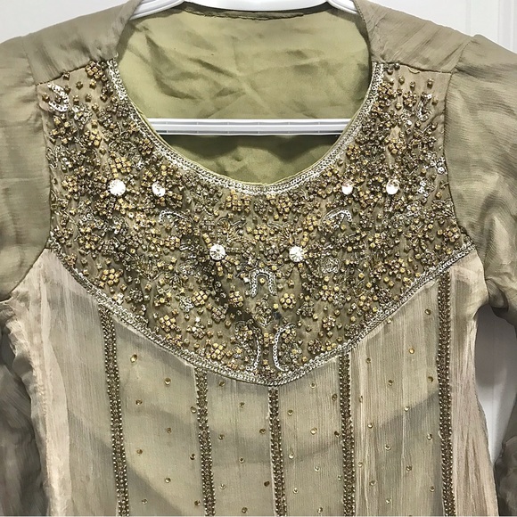 Formal Pakistani 3 Piece Maxi Dress/Churidar Pajama/Dupatta Green/Silver/Gold - Picture 4 of 16